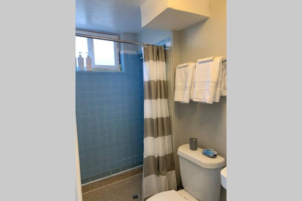 3 King Beds + Bunk Beds On Broadway Littleton Exterior photo